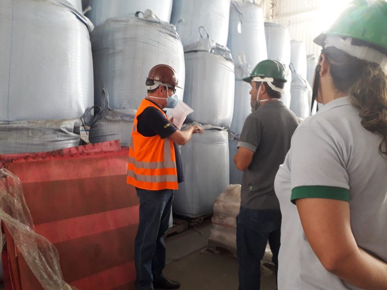 A força-tarefa foi organizada pelo Departamento de Sanidade Vegetal e Insumos Agrícolas da Secretaria de Defesa Agropecuária e contou com o apoio logístico da Superintendência Federal de Agricultura do estado de Minas Gerais.