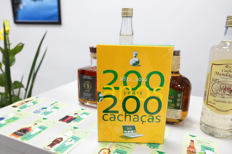 “A cachaça é um produto fantástico, ligado à cultura brasileira e a momentos de alegria e descontração”. As palavras são de Alexandre Bertim, proprietário da Cachaça Sapucaia,