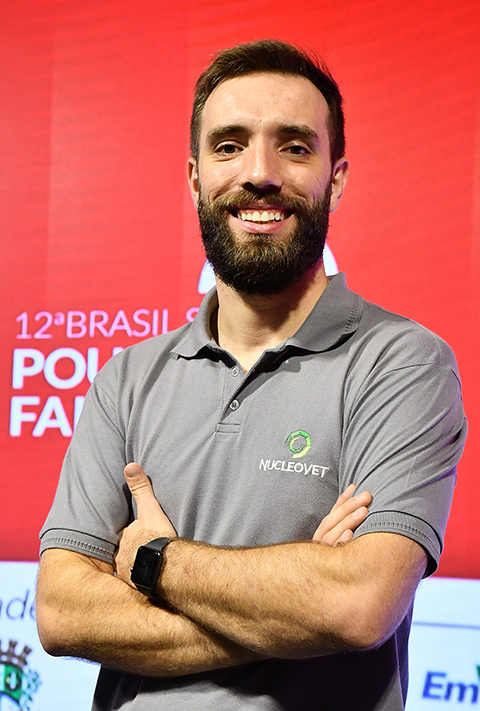 Presidente do Nucleovet, Lucas Piroca, ressalta o papel da entidade em difundir conhecimento.