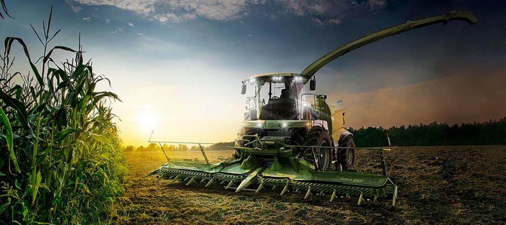 A forrageira autopropelida Krone BiG X 1180, considerada a máquina agrícola mais potente do mundo, já está no Brasil e pode ser vista no Show Rural 2023.