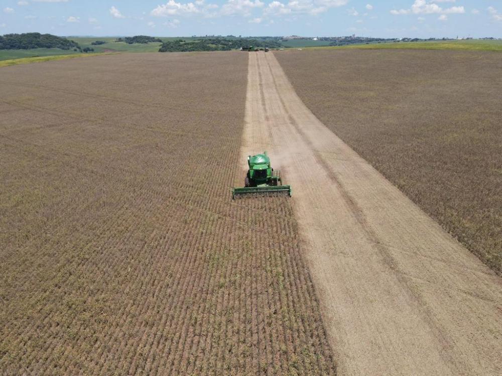 Em seu oitavo ano de realização, o Rally Cocamar de Produtividade tem a finalidade de conhecer e valorizar as boas práticas agropecuárias realizadas nas regiões de atuação da Cocamar.
