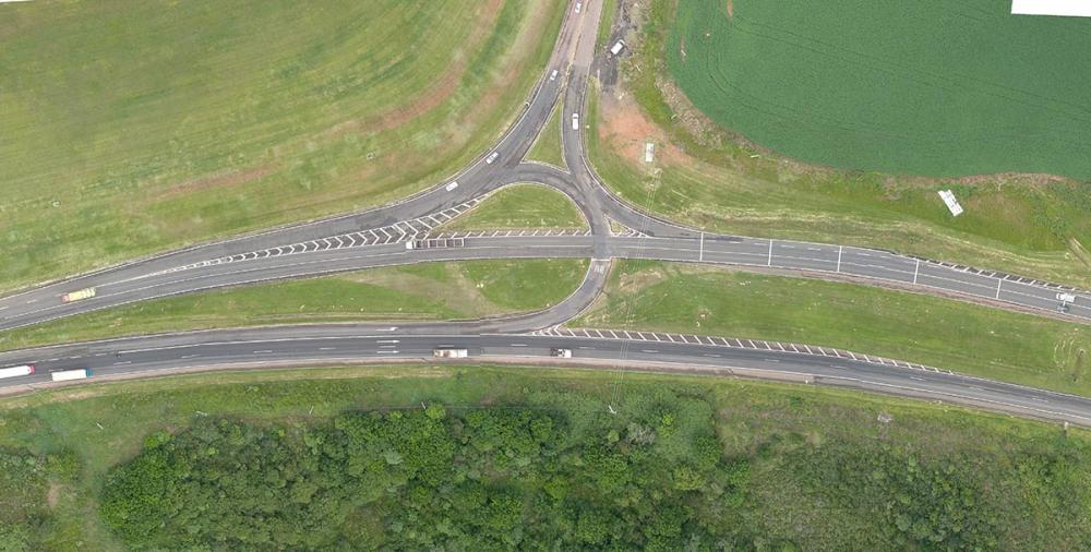 A expectativa da concessionária é que, independente da data de início das intervenções nas rodovias, todas as obras sejam concluídas até novembro de 2021.