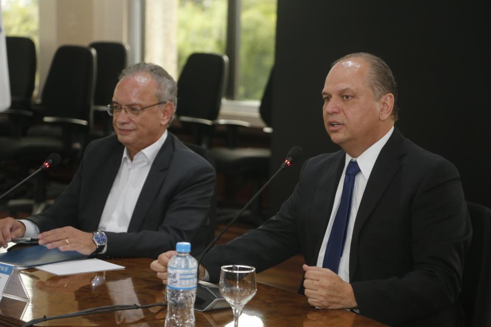 Governo do Paraná busca estreitar laços com setor industrial para gerar mais empregos e renda, reforça secretário de Indústria em reunião com Fiep. Foto: Seics