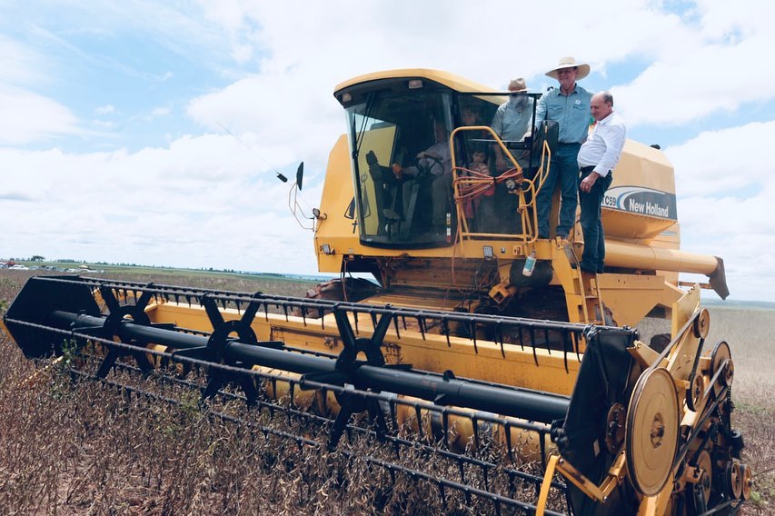 O ministro da Agricultura e Pecuária ainda defendeu sua convicção de que a agricultura realizada por médios e grandes produtores é indivisível da agricultura dos pequenos produtores e da agricultura familiar.