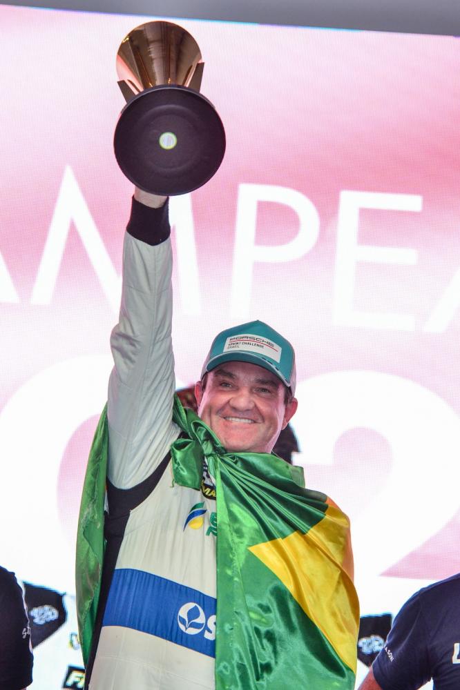 Desde 2022, empresa líder em produção de sementes de soja e milheto também associa sua marca à Stock Car
