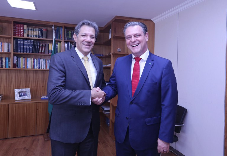 Para equalizar parte do Plano Safra, cujos recursos ficaram represados desde o ano passado, Fávaro se reuniu com o ministro da Fazenda, Fernando Haddad