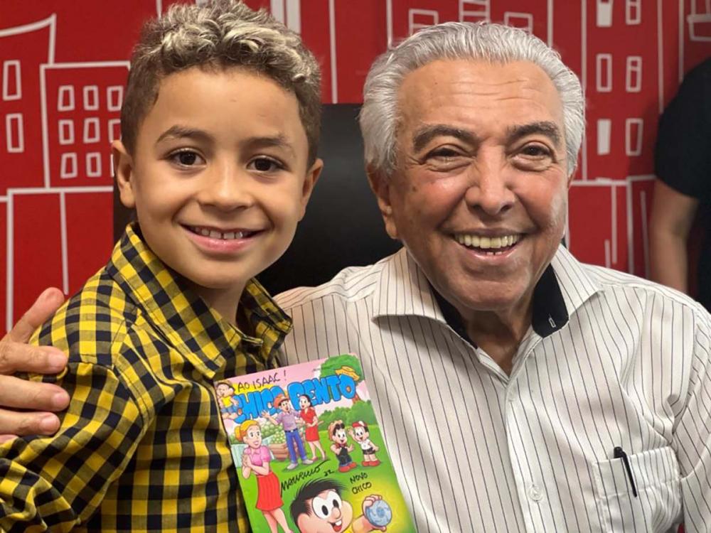 O escolhido para colocar o chapéu de palha e protagonizar o famoso caipira da Turma da Mônica foi o influenciador mirim Isaac Amendoim, de 9 anos de idade. 