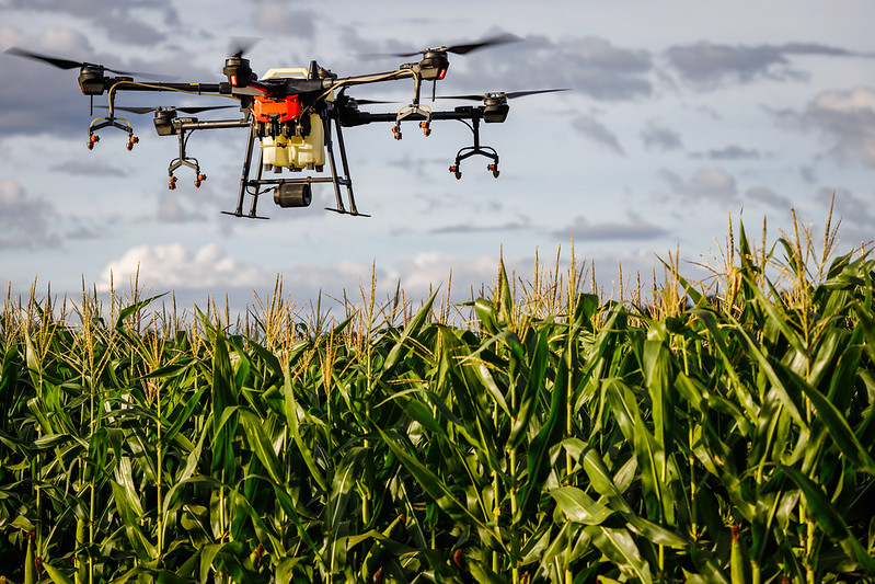 Pulverização com drone. Foto: Sistema CNA/SENAR - Wenderson Araujo/Trilux