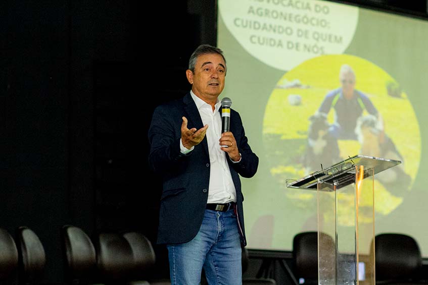 O V Congresso Nacional de Direito Agrário, que acontecerá entre os dias 23 e 25 de agosto em Londrina, foi lançado nesta segunda (10) durante a Exposição Agropecuária e Industrial de Londrina.Fotos: Lunartty Souta