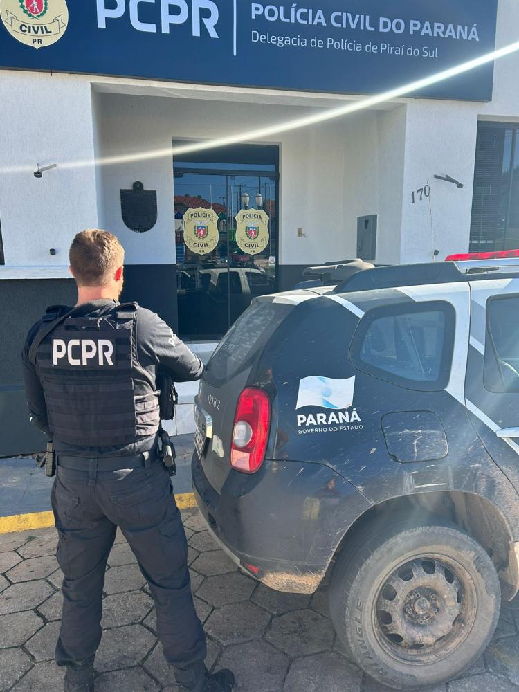 O delegado informou que o celular do adolescente foi apreendido para, com ajuda de uma perícia, verificar se ele tinha ligação com algum grupo para planejar este tipo de ataque. Foto Polícia Civil.