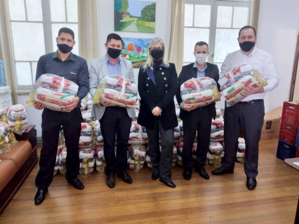Entre as ações realizadas este ano destacam-se as doações de cestas básicas, produtos de limpeza e doações de sangue Créditos: divulgação