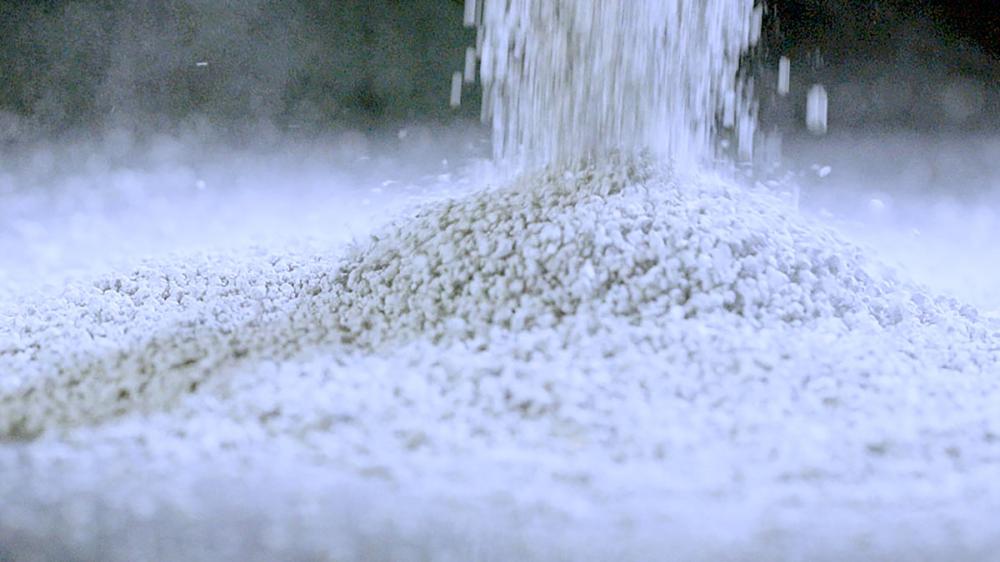 O Aglomerax oferece maior homogeneidade no consumo dos minerais fornecidos e reduz drasticamente o desperdício do suplemento, tornando o sistema produtivo mais rentável e sustentável