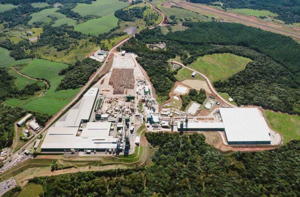Com investimento total de R$1 bilhão, a capacidade de produção será ampliada em 90%, passando para 1,140 milhão m³/ano. 