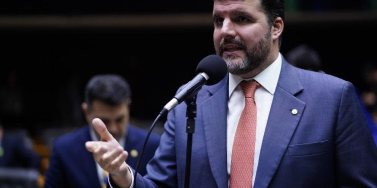 A MP contou com o apoio da Frente parlamentar da Agropecuária (FPA) após as modificações propostas no relatório atenderem às expectativas da bancada e do setor agropecuário.