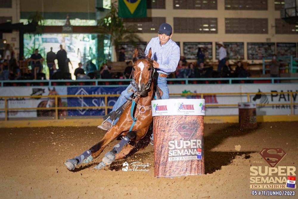 Miguel Dias Neto e Tazziana Rach bateram três vezes o recorde nacional da raça Puro Sangue Árabe: começaram com 18s195, baixaram para 18s182 e, por fim, cravaram 18s172. O recorde anterior da raça era de 18s197.Foto: Divulgação/Rodrigo Monteiro