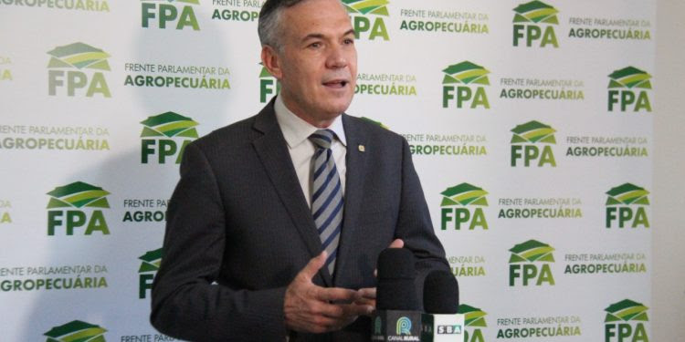 Zé Silva (Solidariedade-MG) é deputado federal, coordenador de Agricultura Familiar da Frente Parlamentar da Agropecuária e Presidente da Frente Parlamentar da Mineração Sustentável