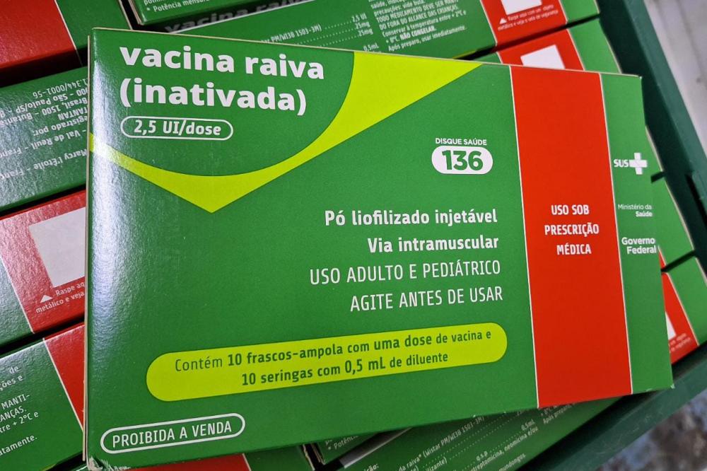 Estado recebe novas doses da vacina antirrábica humana e alerta para os cuidados com a doença Foto: SESA-PR