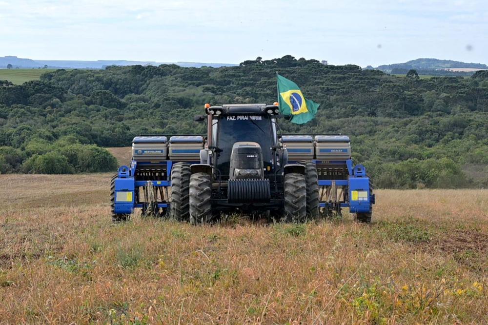 A produção responsável a exemplo do Plantio Direto na Palha é uma prática sustentável aplicada na região dos Campos Gerais há muitos anos. Foto Toninho Anhaia