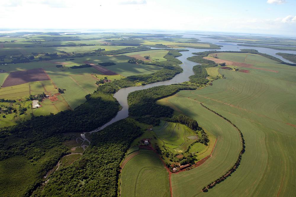 Resolução desenvolvida pelo Instituto Água e Terra (IAT) regulamenta o reuso da água para proveito urbano, agrícola, florestal, ambiental e industrial Foto: Denis Ferreira Netto