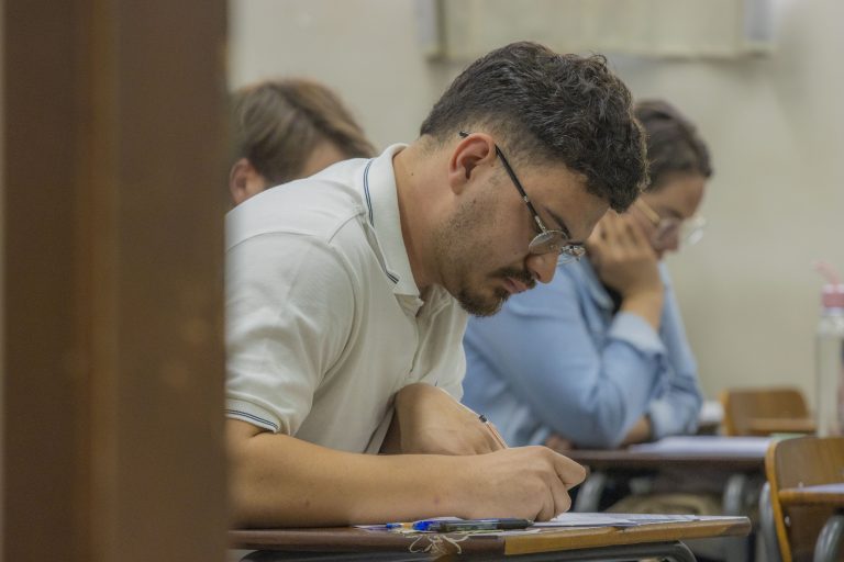 Vestibular EaD da UEPG oferta vaga para 1ª graduação em Mineração do Paraná Foto: UEPG