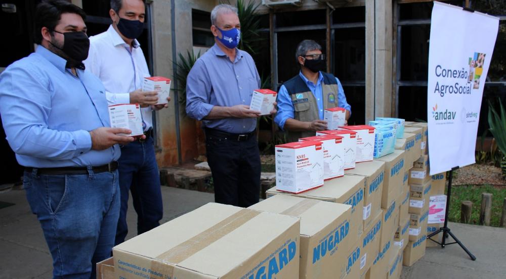Equipamentos de proteção individual são doados a 29 cidades, beneficiando mais de 12 mil profissionais que atuam contra o novo coronavírus