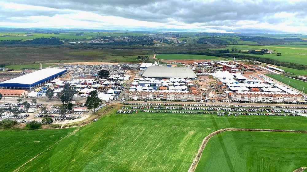 Os vários atrativos do Agroleite levaram dezenas de milhares de pessoas para o Castrolanda Expo Center entre a terça e a sexta-feira. 