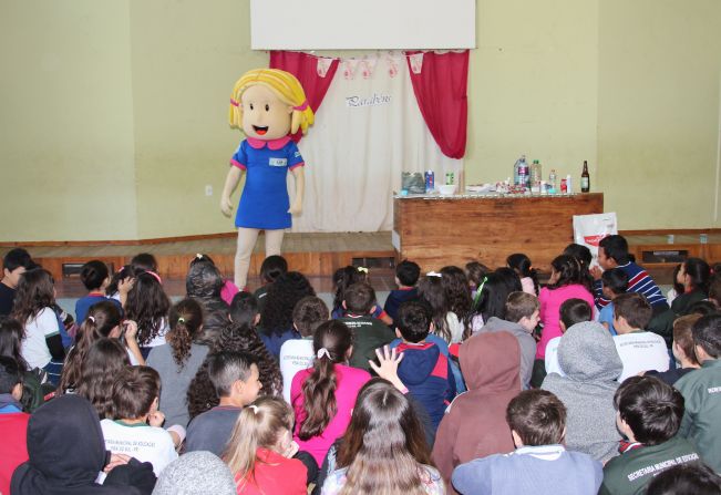 O foco da Prefeitura é desenvolver ações educativas para apresentar aos alunos como o programa funcionará
