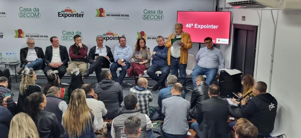 O setor de máquinas e implementos agrícolas da Expointer bateu seu novo recorde no evento: as vendas chegaram a R$7,3 bilhões na edição 2023 da feira, 15% a mais que na edição passada, anuncia Simers.