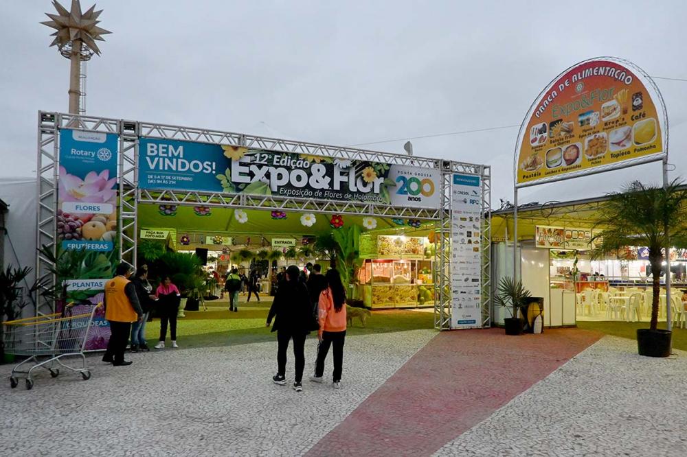 A feira é também uma importante plataforma para a solidariedade, o empreendedorismo e a inovação.