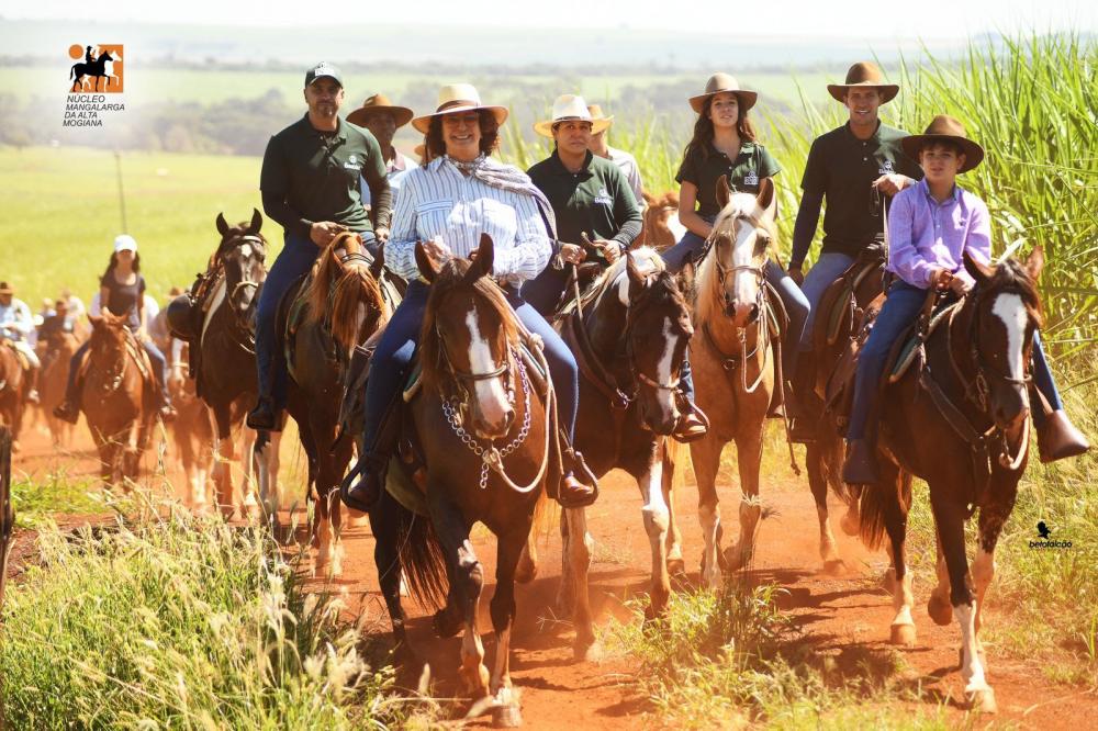 O evento inicia na manhã do sábado dia 30/09 com uma cavalgada que percorrerá 23km de percurso dentro da fazenda Vassoural. 