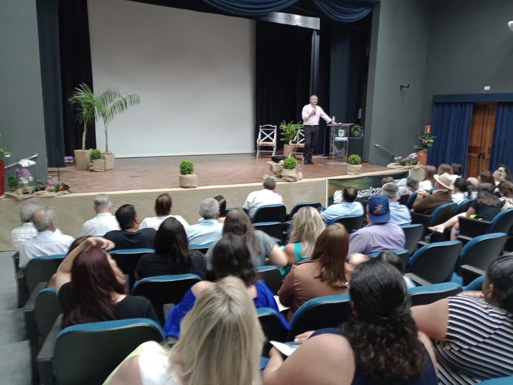Mulheres do campo: força, sabedoria e determinação. Homenageadas e protagonistas no evento que celebrou o Dia Internacional da Produtora Rural em Tibagi, Paraná. Foto Sindicato Rural