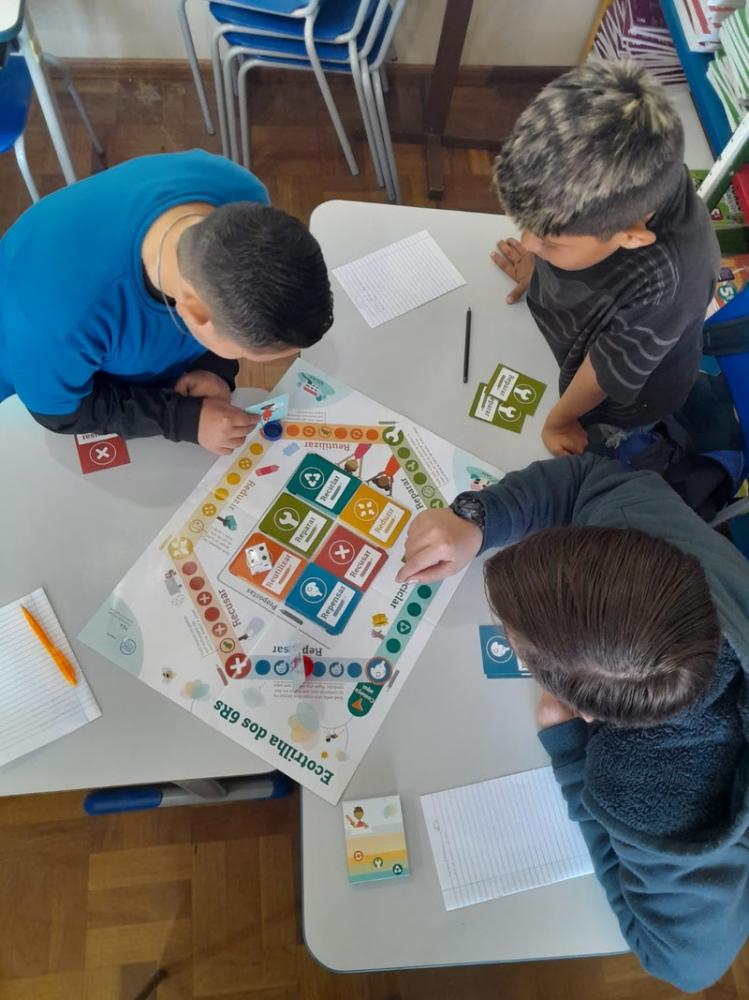 Na edição deste ano, o PEA atingiu 261.136 alunos de 2.863 escolas, localizadas em 358 municípios em todo o país. Divulgação