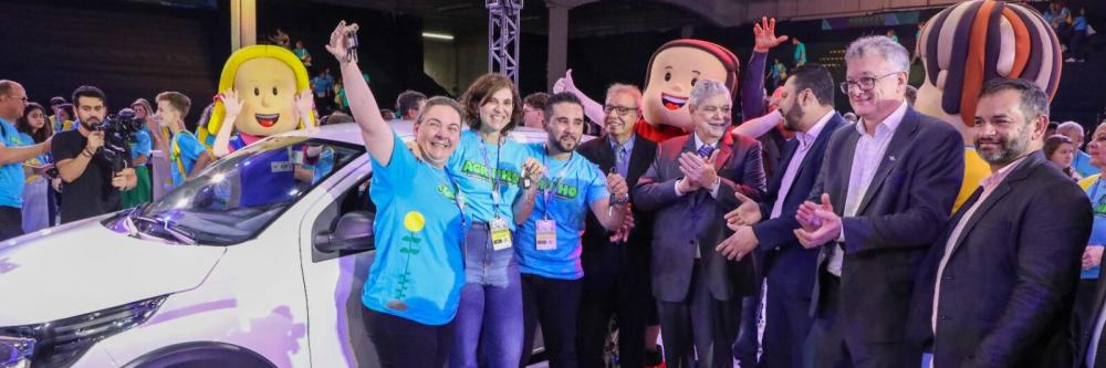 Os professores vencedores foram conhecidos no evento de premiação do Concurso Agrinho, no dia 30 de outubro, no Expotrade Pinhais, na Região Metropolitana de Curitiba (RMC). Como prêmio, cada um recebeu um automóvel zero quilômetro.