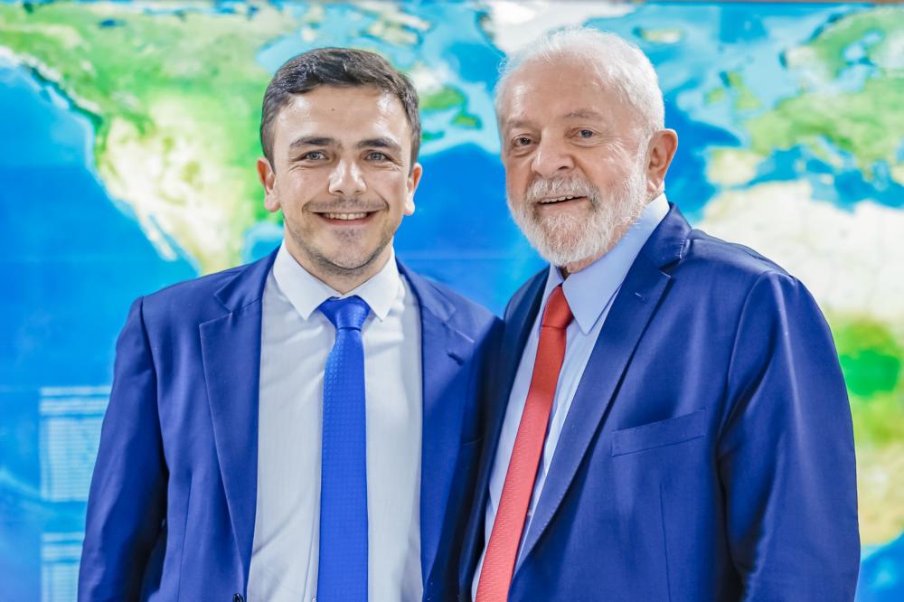 A ida de Aliel ao Planalto teve como objetivo coordenar uma reunião com diversos ministérios sobre a pauta do carbono. O deputado foi escolhido como relator do tema na Câmara Federal. Foto assessoria