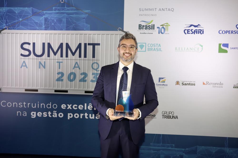 Excelência na gestão: Portos do Paraná é tricampeã em premiação da Antaq Foto: Claudio Neves/Portos do Paraná
