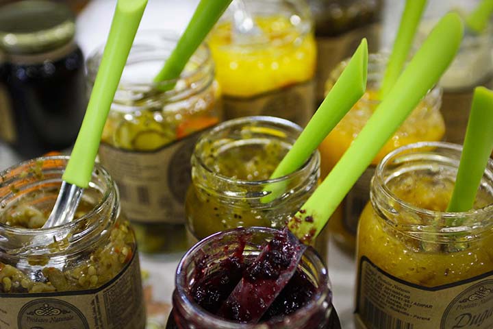 A feira será em frente ao Mercado Municipal de Curitiba. Trata-se de uma iniciativa para aproximar o campo e a cidade, o rural e o urbano, a produção e o consumo.