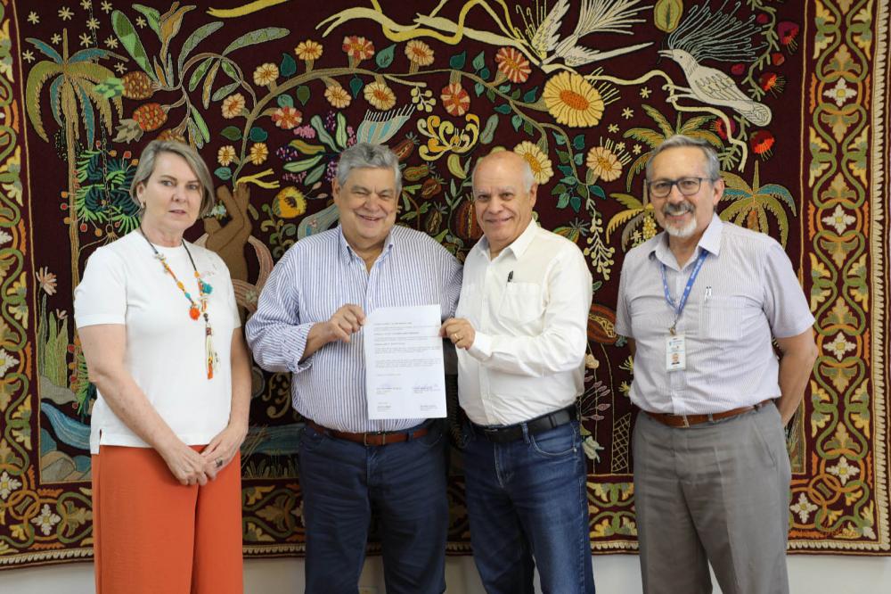 IDR-Paraná renova parceria com Senar-PR para capacitar técnicos e produtores rurais Foto: IDR-PARANÁ