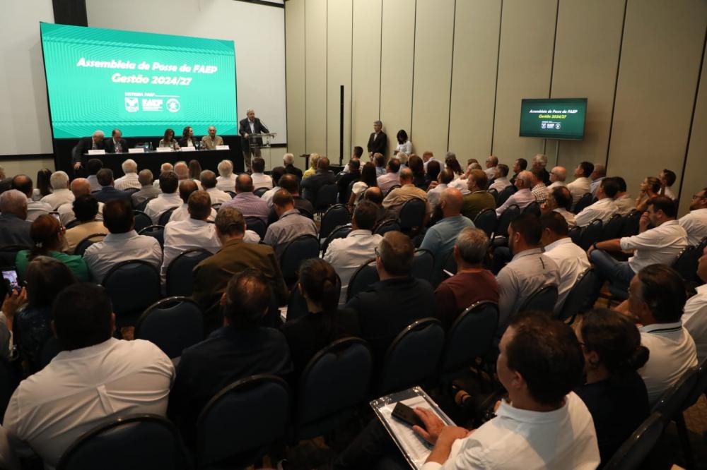 Ágide Meneguette e outros 30 integrantes vão comandar a entidade nos próximos três anos, com o desafio de fortalecer a representatividade do sistema sindical rural