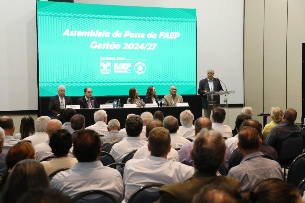 Diretoria do Sistema FAEP/SENAR-PR comandada pelo presidente Ágide Meneguette toma posse, prestigiada por representantes dos poderes Judiciário, Executivo e Legislativo