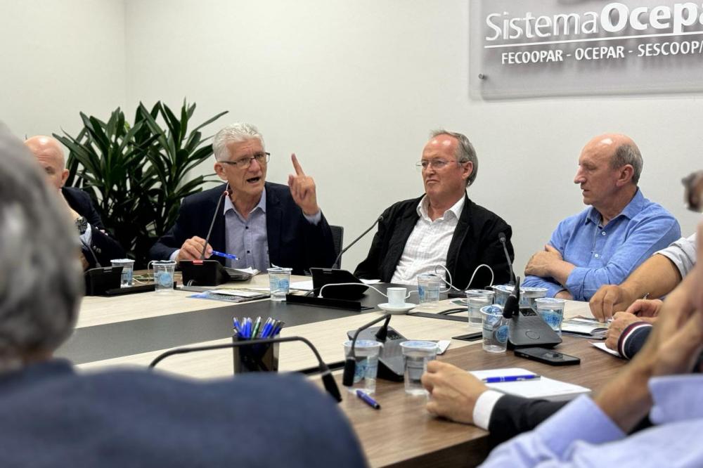 Governo e setor privado discutem propostas para o Plano Safra com o governo federal Foto: Evandro Fadel/SEAB