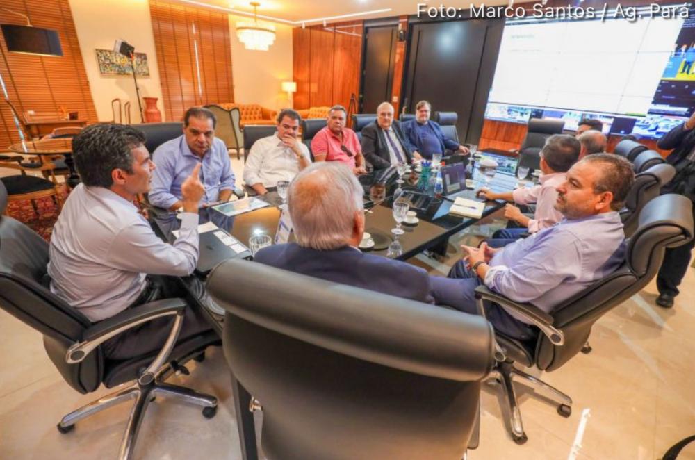 O empreendimento prevê a geração de 600 empregos diretos e 3 mil indiretos, além de fomentar a produção agrícola e florestal na região. A previsão é que a industrialização comece em 18 meses, utilizando milho da safrinha 2025. 