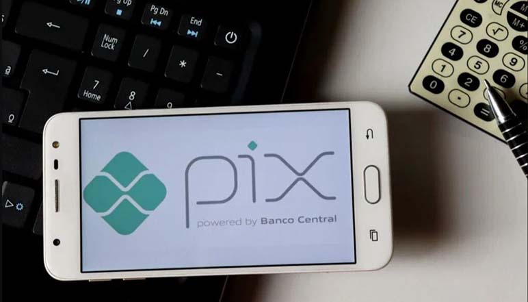 O novo sistema de pagamentos do Banco Central, o PIX, é um projeto que começou em 2013, mas foi oficialmente lançado este ano. Apesar do serviço funcionar apenas a partir de 16 de novembro de 2020, ele vem chamando muito a atenção nos últimos dias, princi