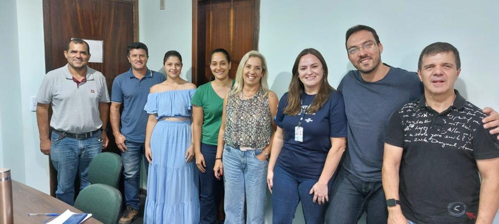 Grupo trabalha na busca do Susaf-PR para que as agroindústrias possam comercializar seus produtos em todo o território do Paraná. Foto: Divulgação.