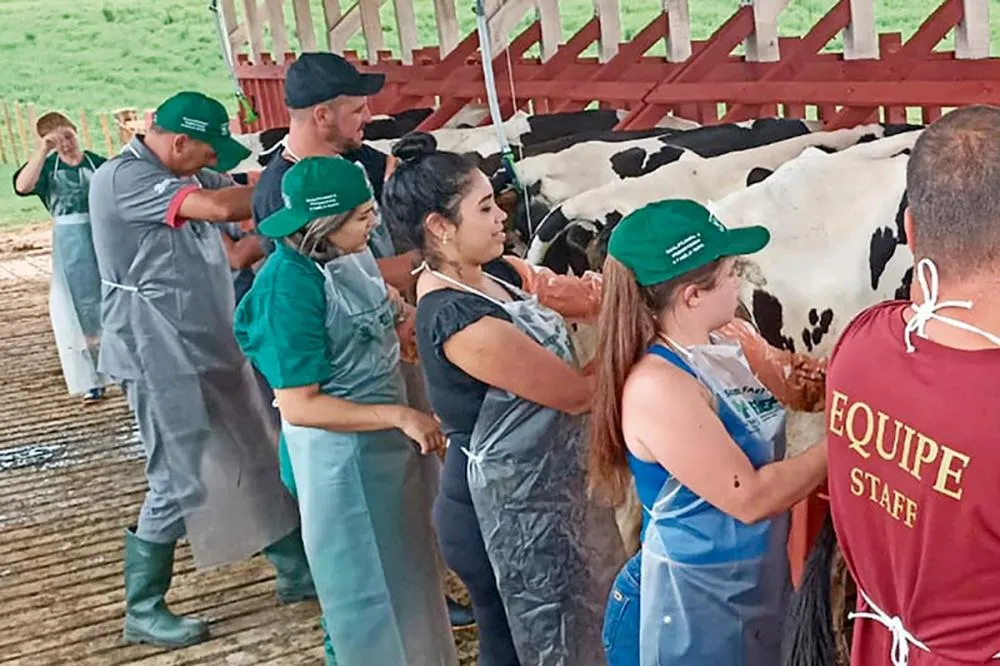 Treinamento voltado a produtores de gado de leite e corte complementa portfólio do espaço conveniado ao Sistema FAEP/SENAR-PR. Foto Faep