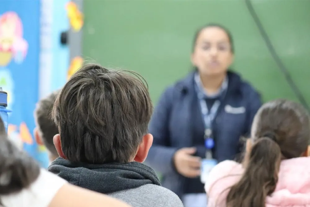  Castrolanda promove diálogos sobre combate à violência infantil em escolas de Castro