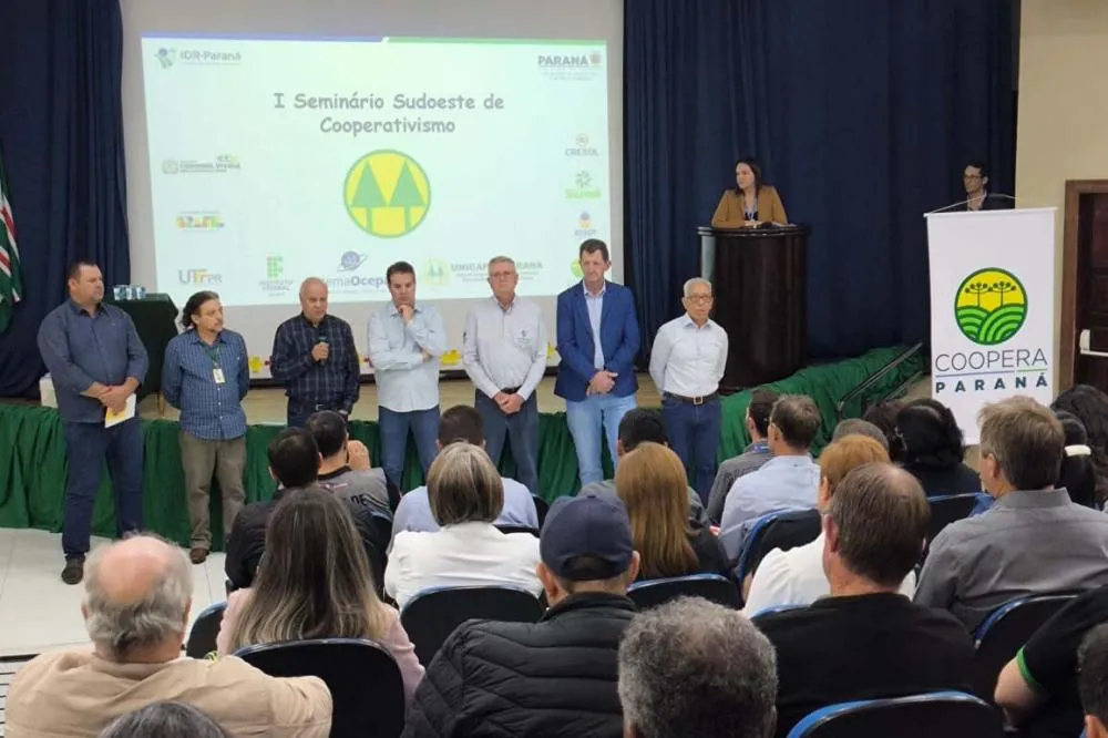 Estado reforça importância das cooperativas em seminário em Coronel Vivida Foto: Evandro Fadel/SEAB