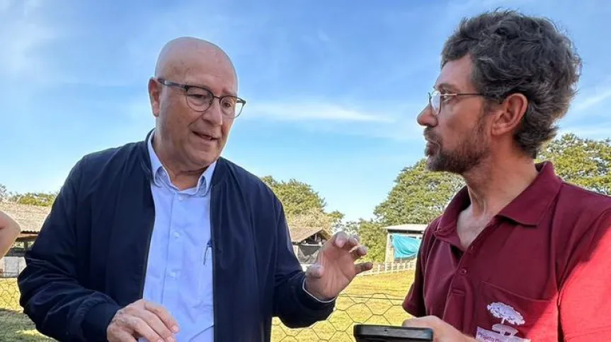 “Nosso objetivo é criar uma legislação que possa certificar os produtores do Porco Moura no Paraná. Esta raça é um patrimônio histórico, cultural e genético do nosso Estado”, considerou Romanelli.Créditos:Divulgação/Assessoria Parlamentar