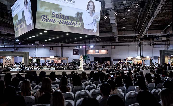 A ministra Tereza Cristina dará um panorama sobre o atual momento do agronegócio no Brasil e debaterá com as demais representantes políticas de outros países as perspectivas sob o ponto de vista agro econômico, político e comercial para 2021.