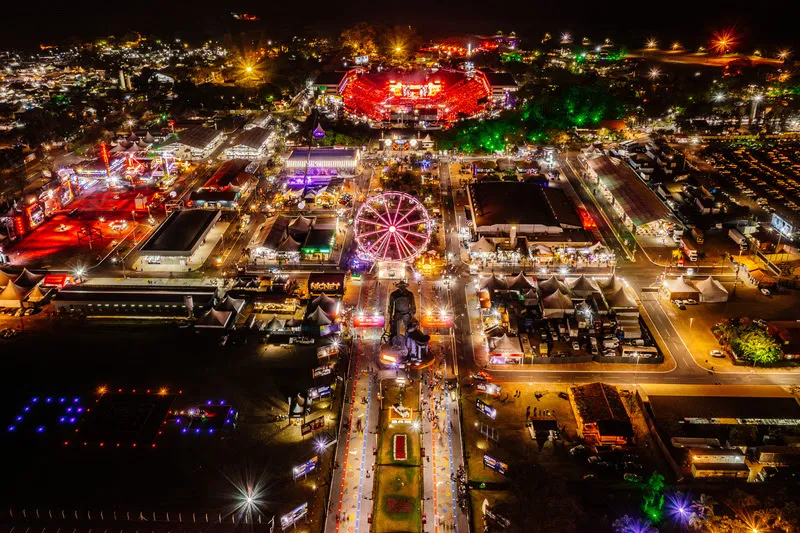 Complexo de 2 milhões de metros quadrados, Parque do Peão se transforma em uma verdadeira cidade no mês de agosto para receber turistas de todo o canto do país (Crédito: Alisson Demetrio)