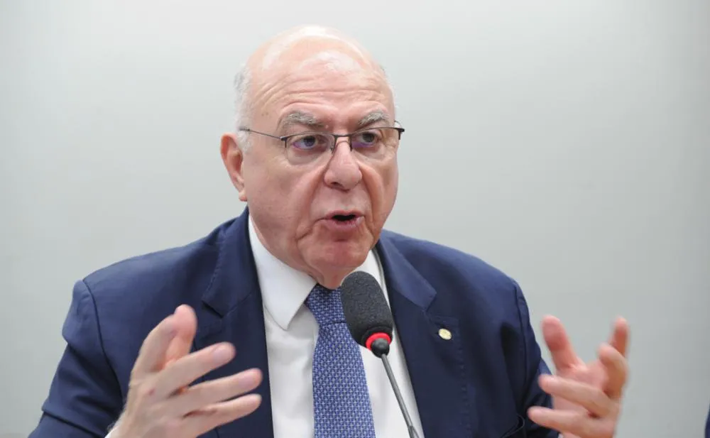 Arnaldo Jardim é deputado federal, presidente da Comissão Especial de Transição Energética e produção de Hidrogênio e foi relator do Projeto de Lei 2308/23.